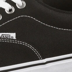 Vans Doheny Sneakers Low - Schwarz Modell 1 11 Vans Doheny Sneakers Low - Schwarz Modell 1 -Schuhgeschäft 14344731 05