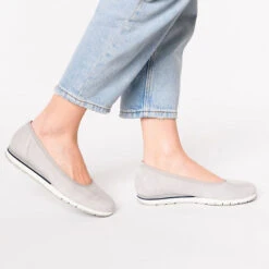 Gabor Komfort-Ballerinas - Hellgrau 10 Gabor Komfort-Ballerinas - Hellgrau -Schuhgeschäft 17965389 02