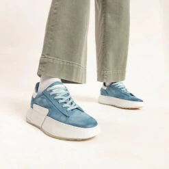 Schuhgeschäft -Schuhgeschäft 28197861 02